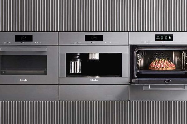 DESIGN VITROLINE - Elegant und Zeitlos mit der innovativen Gerneration 7000 im Miele Center Stenzl